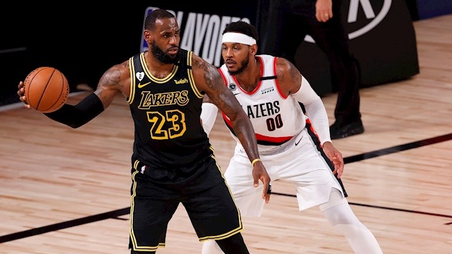 Los Lakers vencieron cómodamente a Portland y quedaron a un triunfo de avanzar en los playoffs