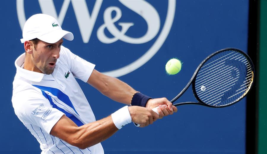Novak Djokovic avanzó con paso firme a cuartos de final en el Masters de Cincinnati
