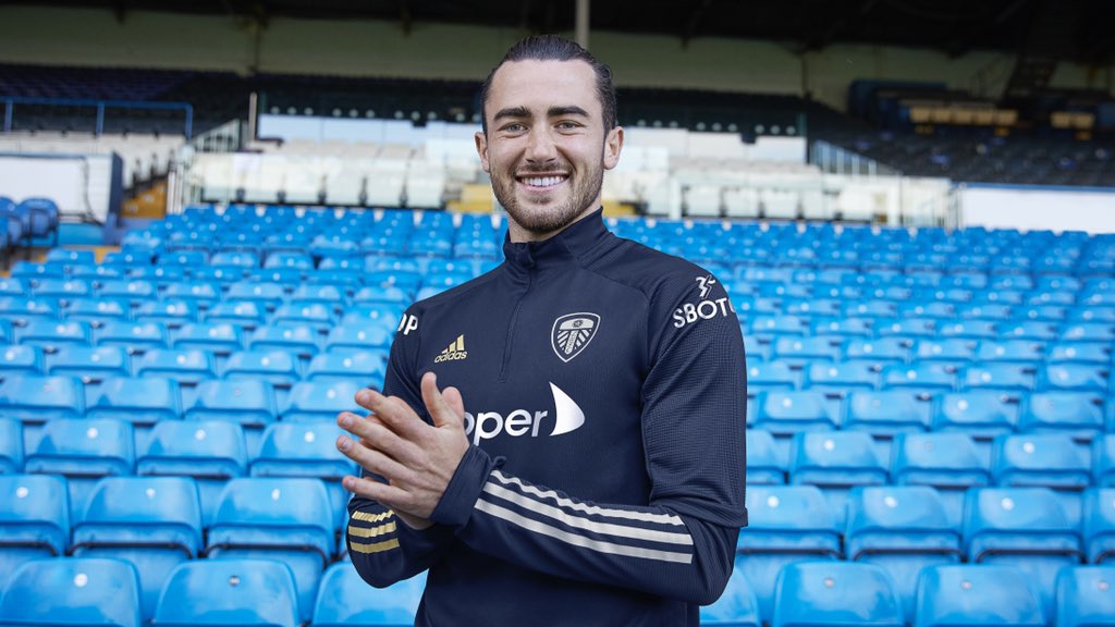 Leeds United presentó su tenida de entrenamiento