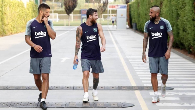 Examen PCR en Barcelona: Messi no llegó, Suárez y Vidal, sí