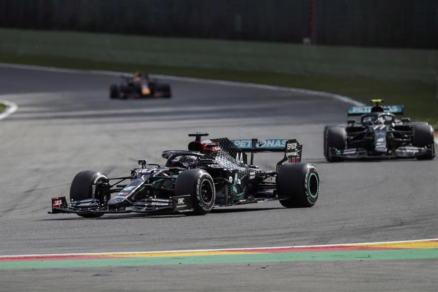 Lewis Hamilton llevó su poderío a Bélgica y se acercó a un nuevo título