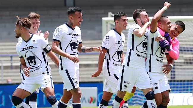 Bryan Mendoza anotó un golazo de mitad de cancha en victoria de Pumas UNAM sobre Tijuana