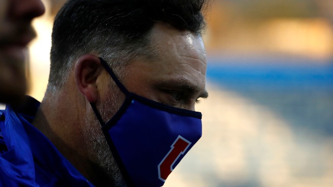 Hinchas de la U llenaron de críticas a Caputto por empate antes del Superclásico