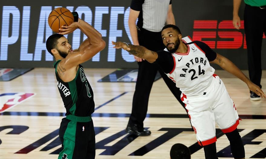 Jayson Tatum comandó el ataque de Boston Celtics en el segundo triunfo sobre Toronto Raptors