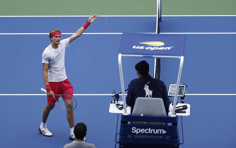 Alexander Zverev sufrió más de la cuenta para avanzar a tercera ronda en el US Open