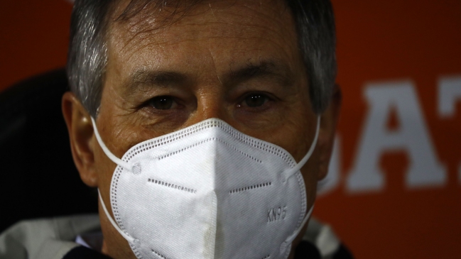 Holan: Los futbolistas no son máquinas, son humanos que se esfuerzan y dan lo mejor de sí