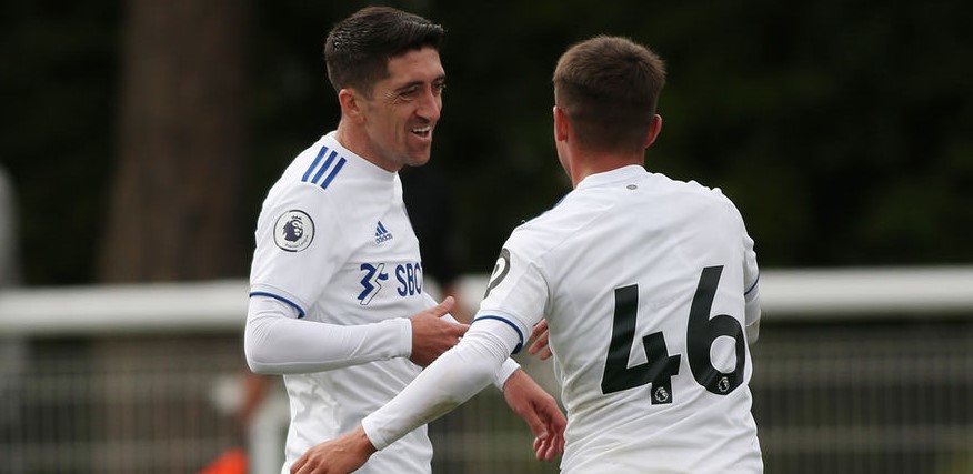 Leeds de Marcelo Bielsa superó a Pacos de Ferreira en amistoso