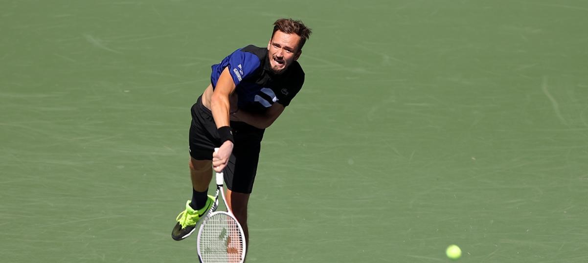 Danill Medvedev despachó a John Wolf y se instaló en octavos del US Open