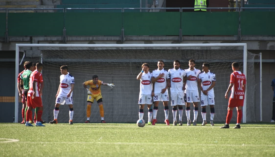 Unión San Felipe derribó a Melipilla con golazo de tiro libre
