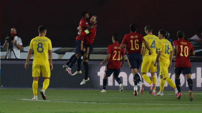 España logró una abultada victoria sobre Ucrania y es líder de su grupo en la UEFA Nations League