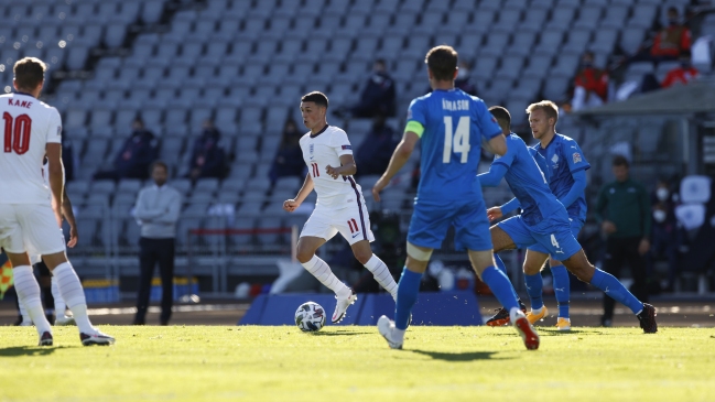 Promesas de Inglaterra arriesgan duras sanciones por llevar mujeres al hotel de concentración