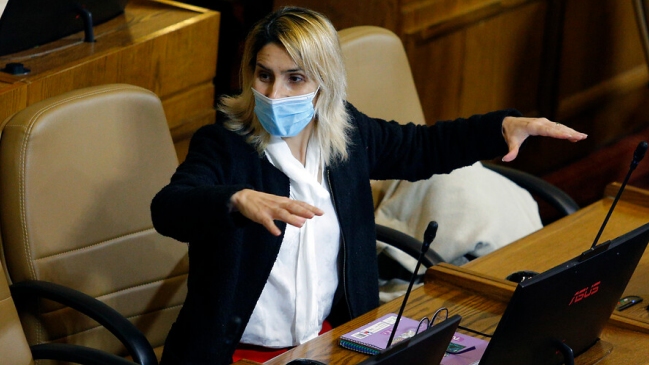 Diputada Olivera por el caso Valencia: Ni la ANFP ni Colo Colo se han pronunciado por el tema
