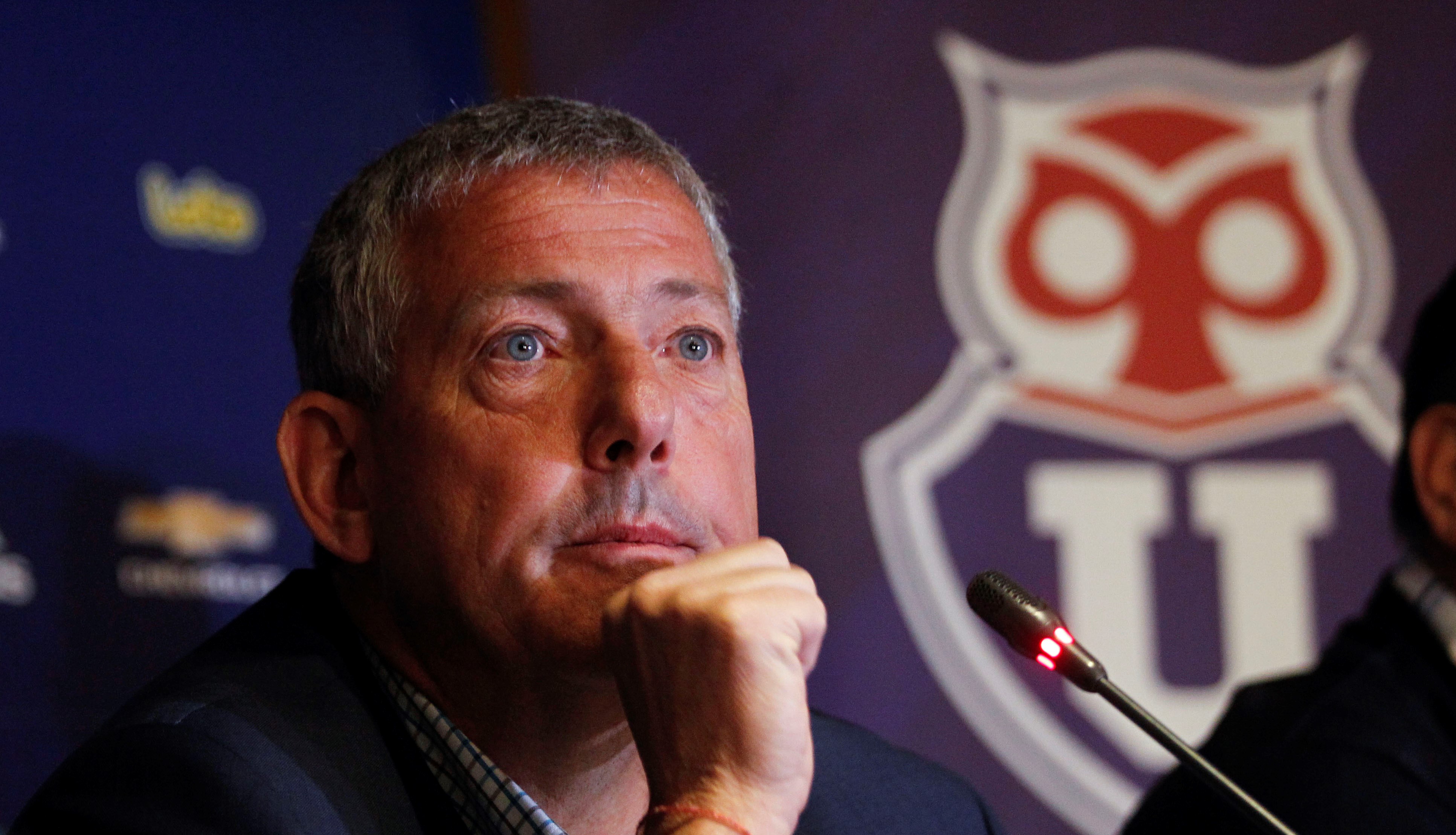 Carlos Heller tiene fecha tope para vender sus acciones de Azul Azul