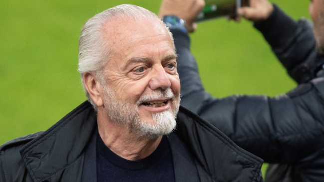 Presidente de Napoli dio positivo por coronavirus tras encuentro con dirigentes de clubes italianos