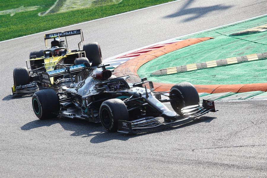Lewis Hamilton llega a Monza para frenar la las aspiraciones de sus perseguidores