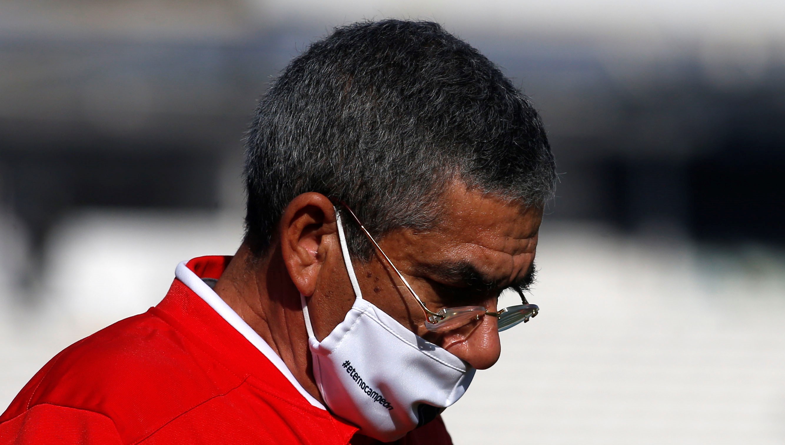 La compleja situación interna de Colo Colo que tiene a Gualberto Jara en la cornisa