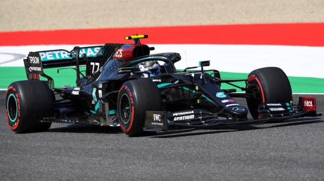 Valtteri Bottas dominó el primer entrenamiento en la Toscana