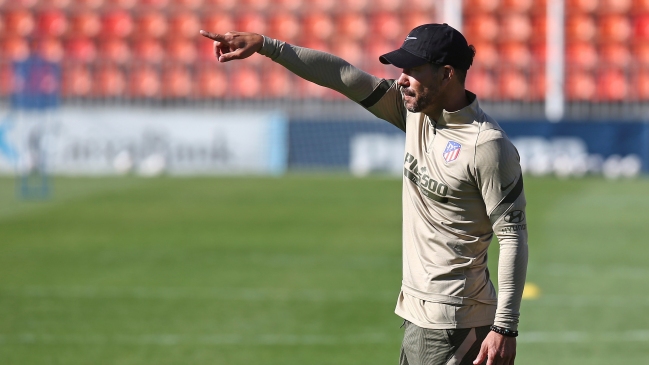 Atlético de Madrid comunicó que Diego Simeone dio positivo por coronavirus