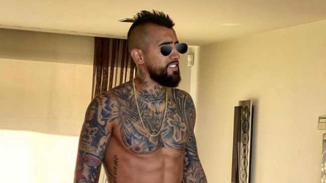 ¿Qué hacía Arturo Vidal mientras FC Barcelona jugaba su primer amistoso de la temporada?