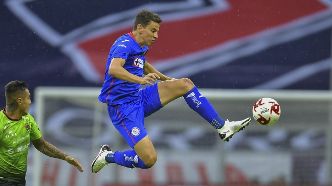 Con Lichnovsky en cancha Cruz Azul remontó ante Tijuana y sigue líder en México