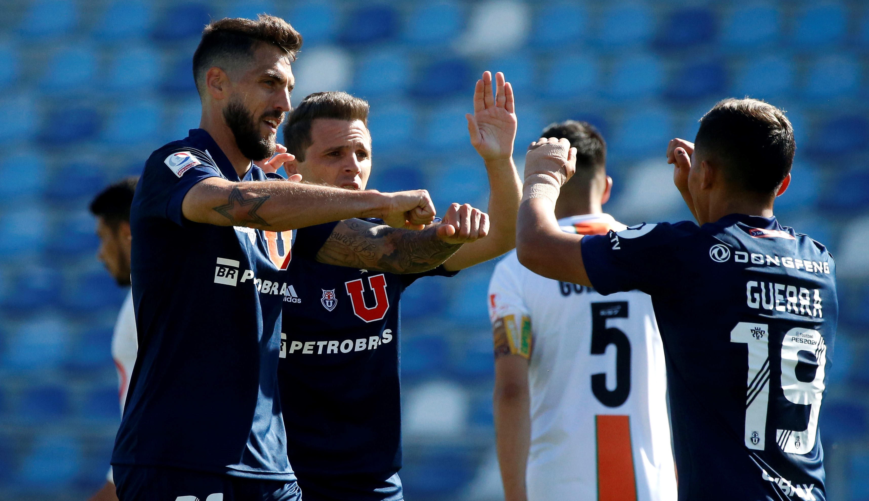 U. de Chile batió a un aguerrido Cobresal y quedó como escolta provisorio en el Campeonato