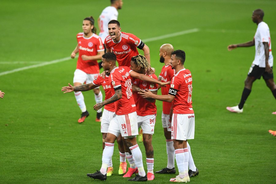 Inter se afirmó como líder en el grupo de la UC tras vencer en partidazo a América de Cali