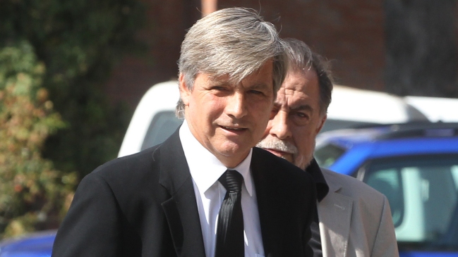 Salario de Harold Mayne-Nicholls causa polémicas en Colo Colo