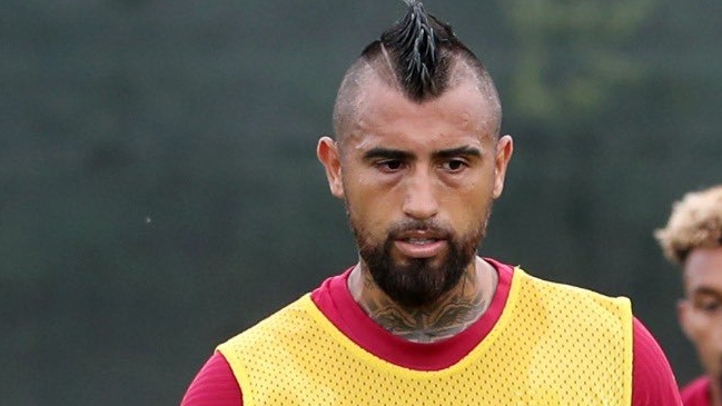 Arturo Vidal sigue sus prácticas como jugador de FC Barcelona a la espera del fichaje en Inter