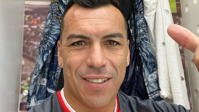 Esteban Paredes mandó un mensaje “dieciochero” a todos sus seguidores