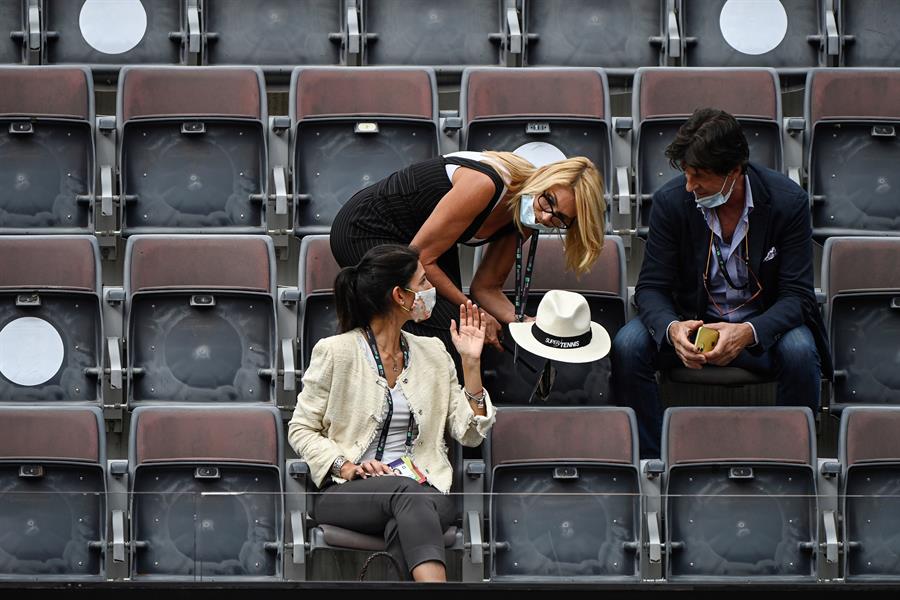 Karolina Pliskova no pudo con sus dolencias en la espalda y se retiró de la final de Roma