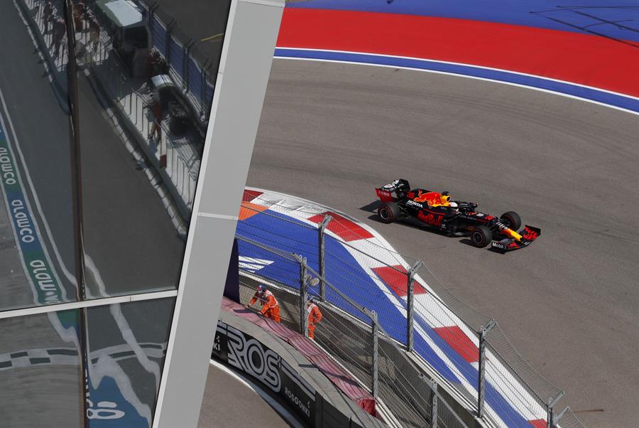 La espectacularidad de la Fórmula 1 llegó a Rusia