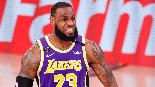 LeBron James comandó el triunfo de Lakers ante Nuggets para quedarse con la Conferencia Oeste