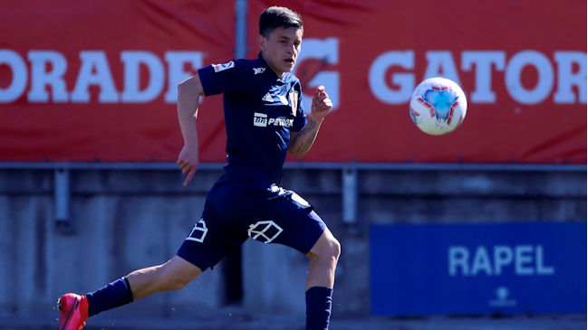 Pablo Aránguiz salió lesionado del duelo de la U ante Unión Española