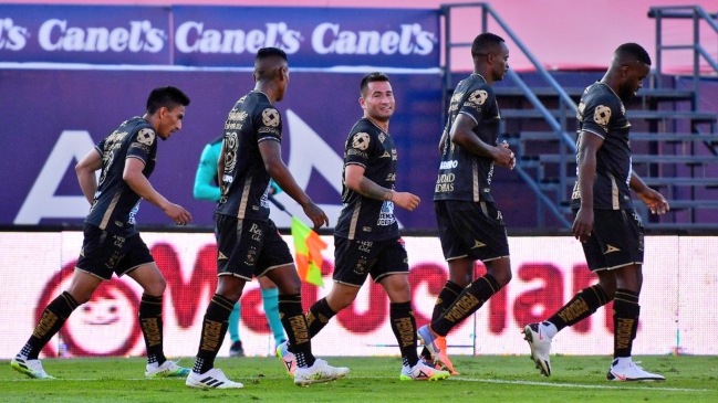 Meneses ingresó en el segundo tiempo y aportó un gol en triunfo de León sobre Atlético San Luis