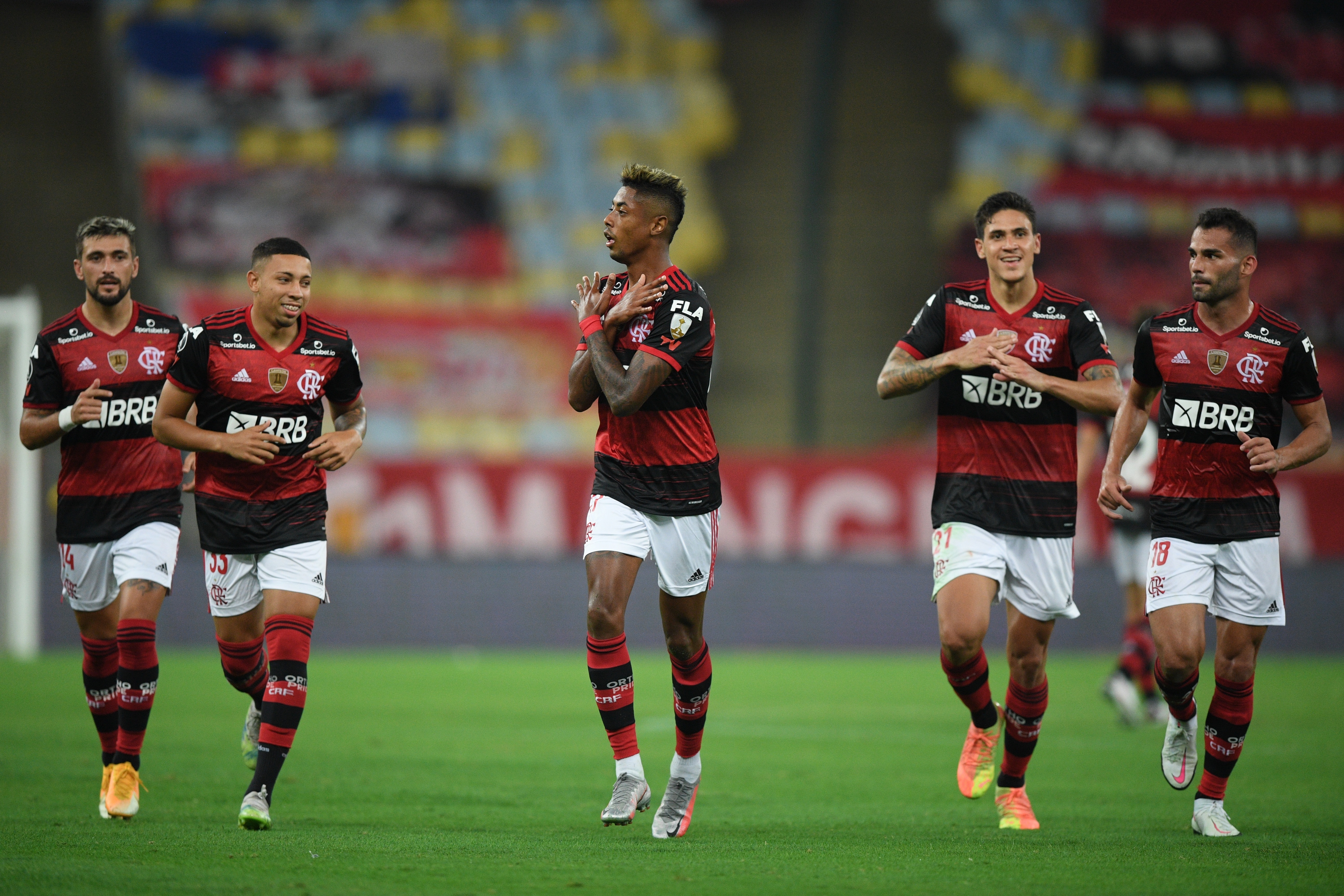 Flamengo se vengó con goleada ante I. del Valle y clasificó a octavos en la Copa Libertadores