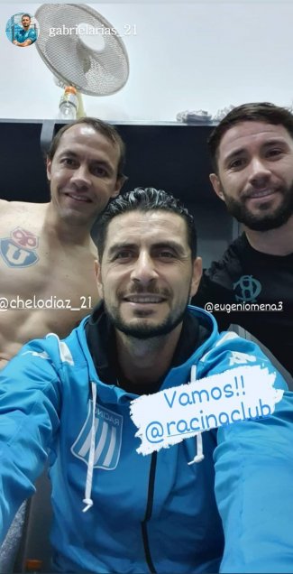 El festejo de Marcelo Díaz, Gabriel Arias y Eugenio Mena tras clasificación de Racing en la Libertadores