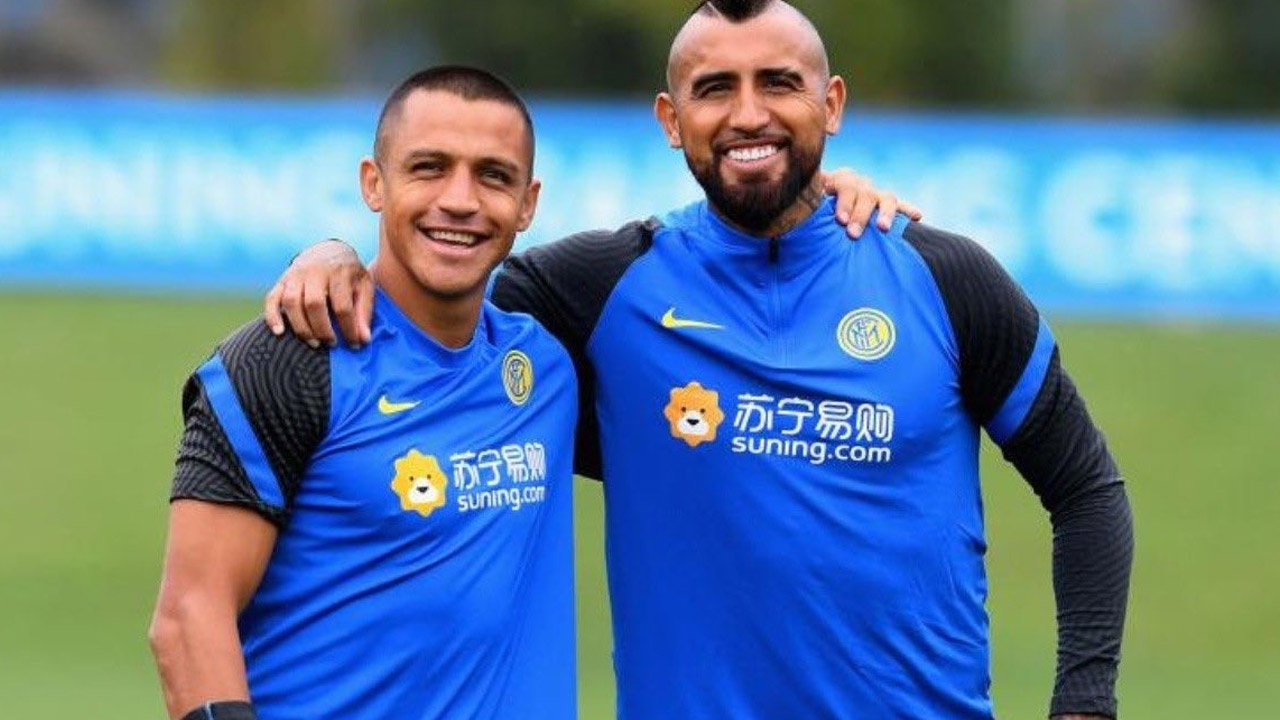 Alexis Sánchez: Arturo Vidal entiende bien el fútbol, es difícil encontrar otro jugador como él