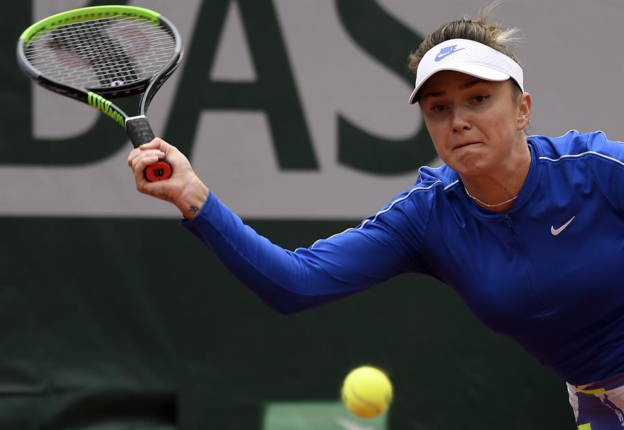Elina Svitolina arrasó con Caroline Garcia y chocará ante la argentina Podoroska