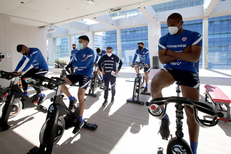 Primer grupo de seleccionados comenzó este lunes su preparación para las Clasificatorias