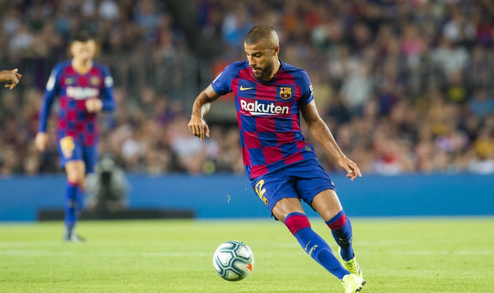 Barcelona acordó el traspaso del volante Rafinha Alcántara a PSG