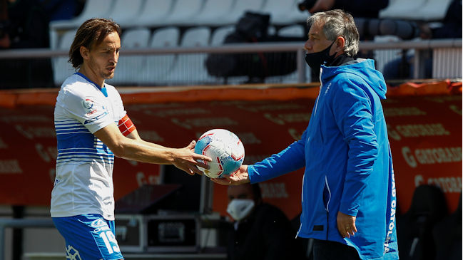 Ariel Holan: En Chile existe un desequilibrio presupuestario para competir en Copa Libertadores