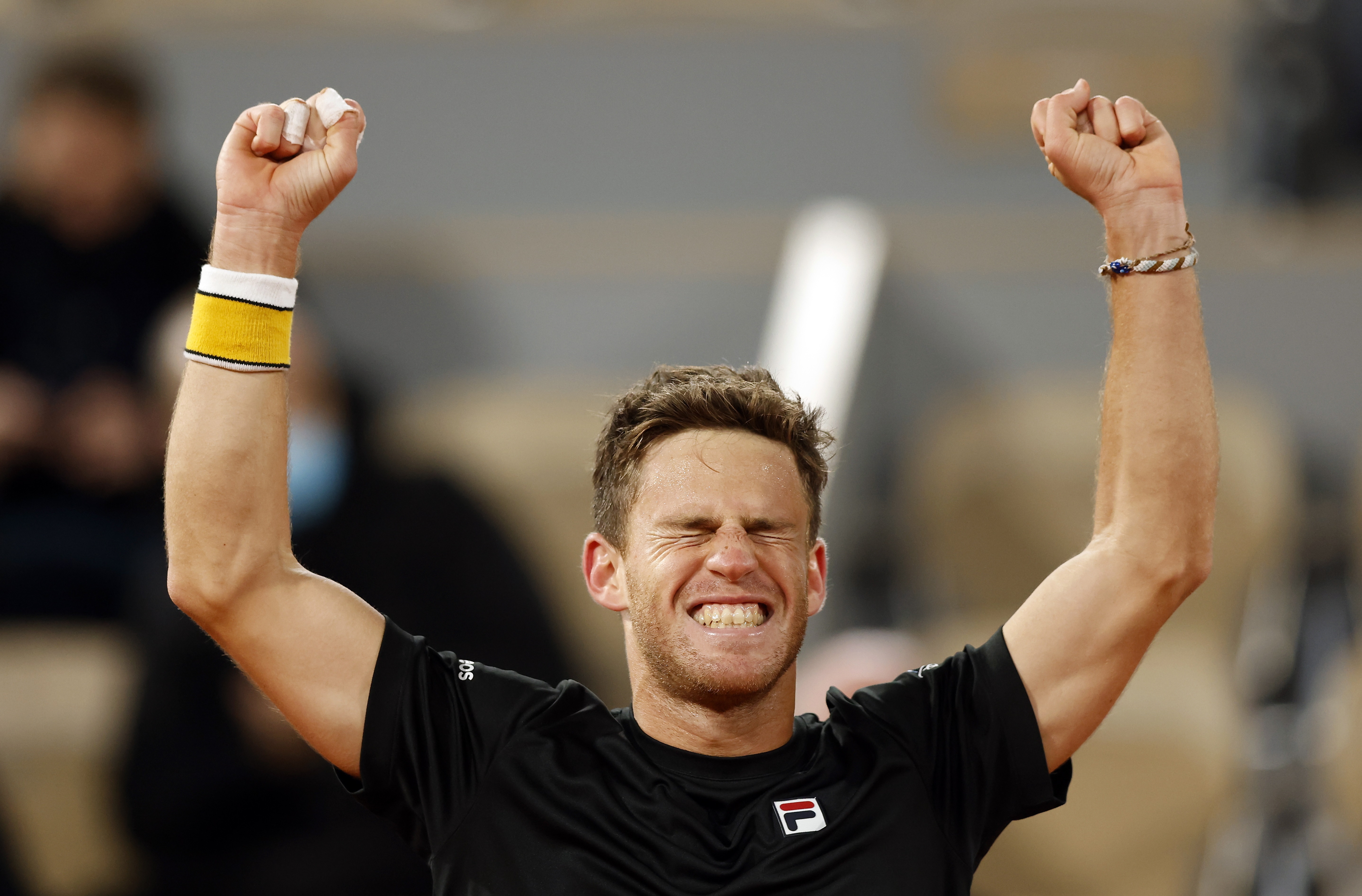 Schwartzman dio el golpe en Roland Garros al eliminar a Thiem y pasar por primera vez a semifinales