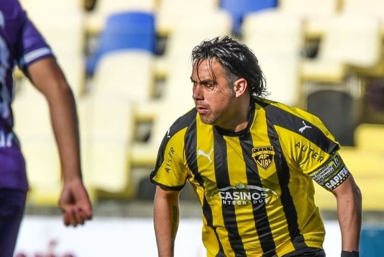 Arturo Sanhueza será baja entre cuatro a ocho semanas en Fernández Vial por operación a la rodilla