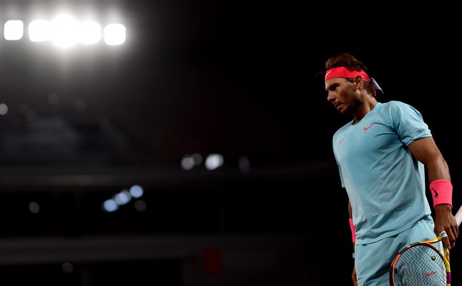 Nadal alcanzó por decimotercera vez las semifinales de Roland Garros tras vencer a Sinner