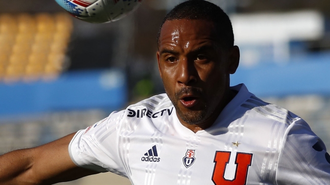 Rodrigo Tello: Jean Beausejour ha sido por años el mejor de su posición en Chile