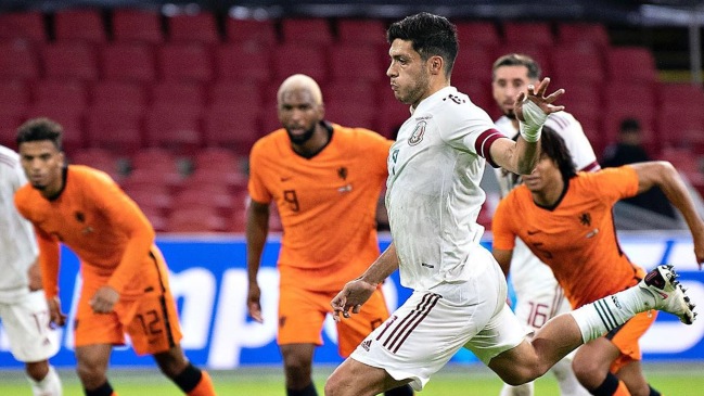 La estocada de Raúl Jiménez para darle la victoria a México ante Holanda