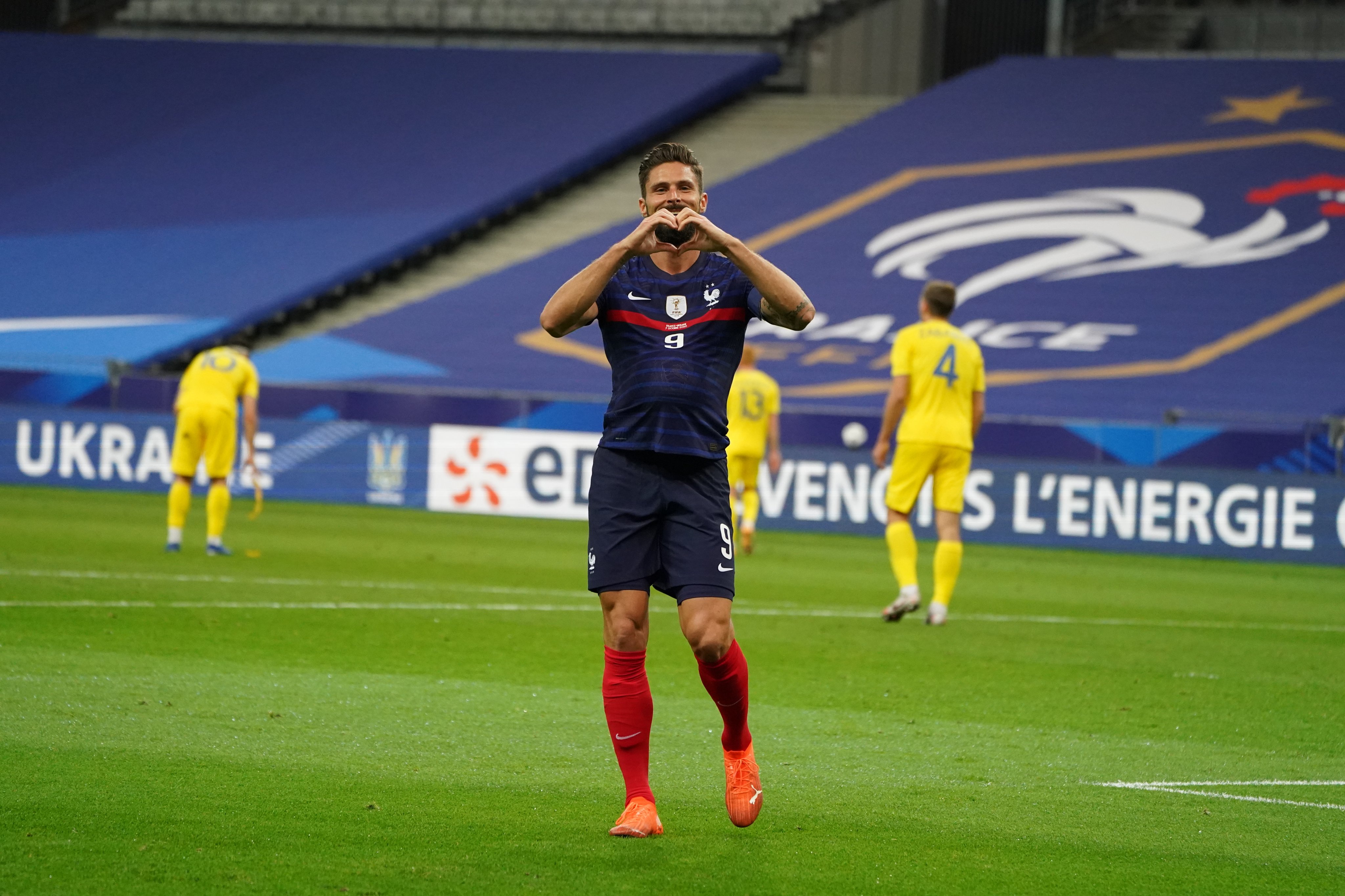 Francia aplastó a Ucrania de la mano de Giroud, Mbappé y Griezmann