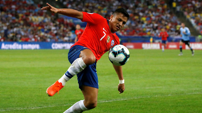 Chile tiene 37 por ciento de posibilidades de ir a Qatar y 21 de ganar a Uruguay, según apuestas