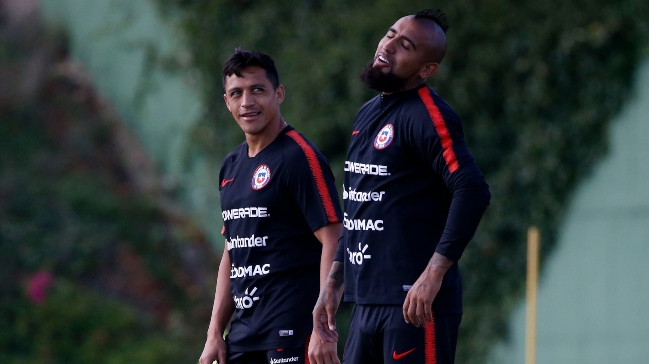 La tarde de relajo que tuvieron Vidal y Alexis en la víspera de enfrentar a Uruguay