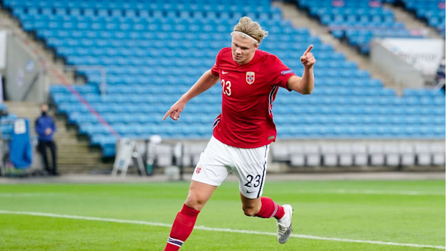 Erling Halaand brilló con un “hat-trick” en goleada de Noruega sobre Rumania por la Nations League